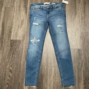 Brand new Hollister women’s jeans 29 x 28